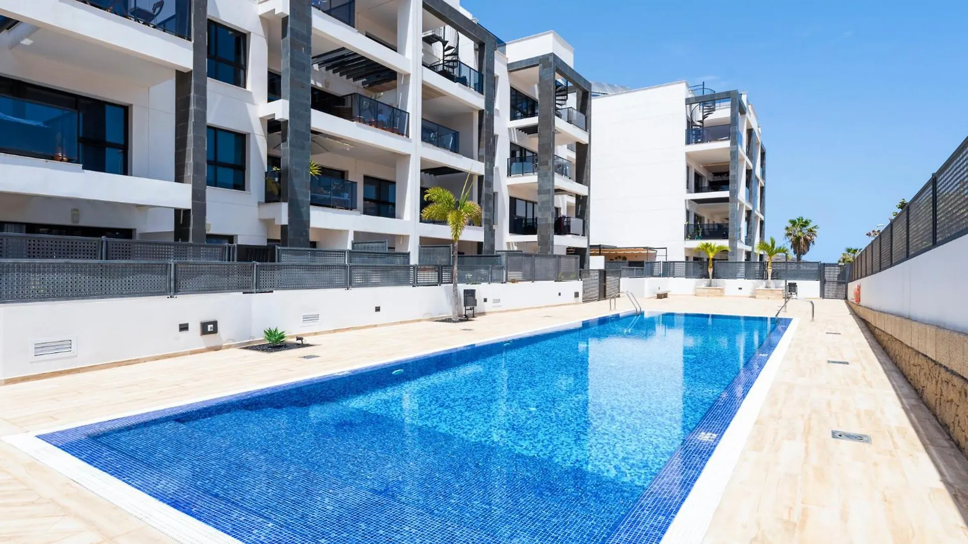 아파트 Medano4You The Strelitzia Holiday Home 엘메다노 스페인